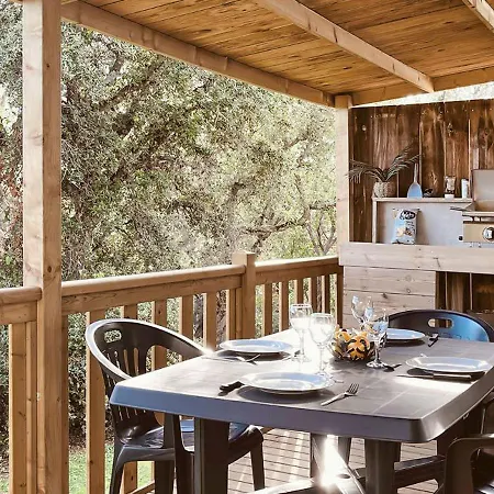 La Vetta Village Kamp alanı