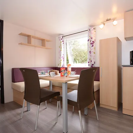 캠프장 La Vetta Village