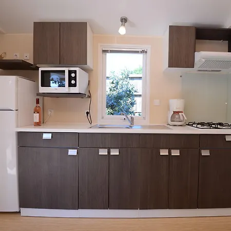 Kamp alanı La Vetta Village 4*