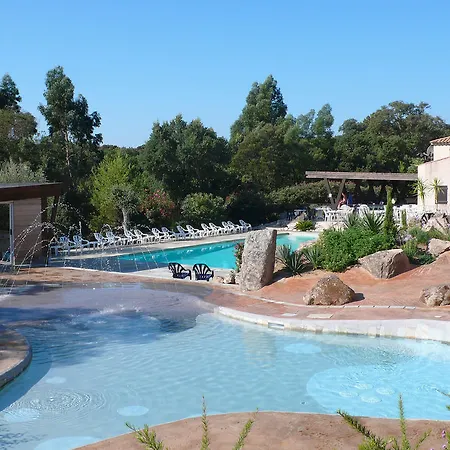 La Vetta Village 포르토베쉬오