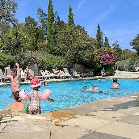Camping La Vetta 4*