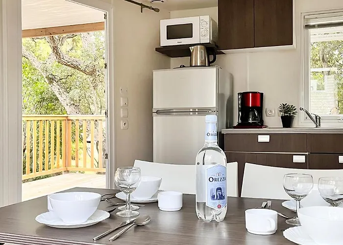 Parque de Campismo La Vetta Village 4*