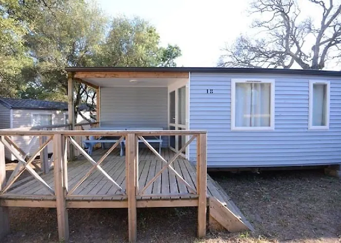 Camping La Vetta Village Porto-Vecchio (Corsica)